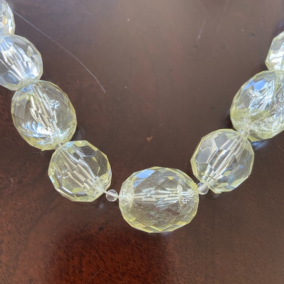 Lyndell NYC acrylic beads necklace - Picture 2 of 5